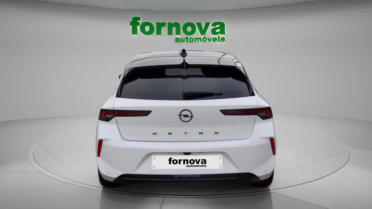 opel-astra-2025-gasolina-1199cc