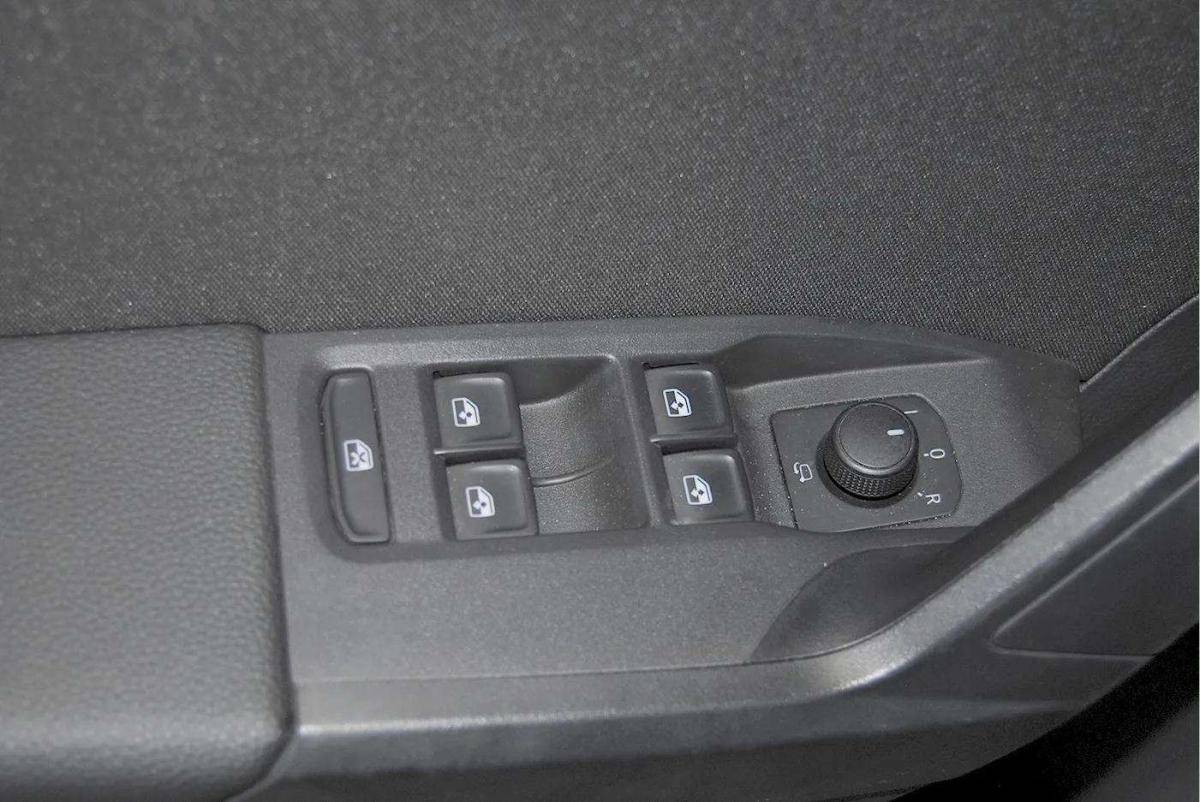 seat-ibiza-2024-gasolina-999cc