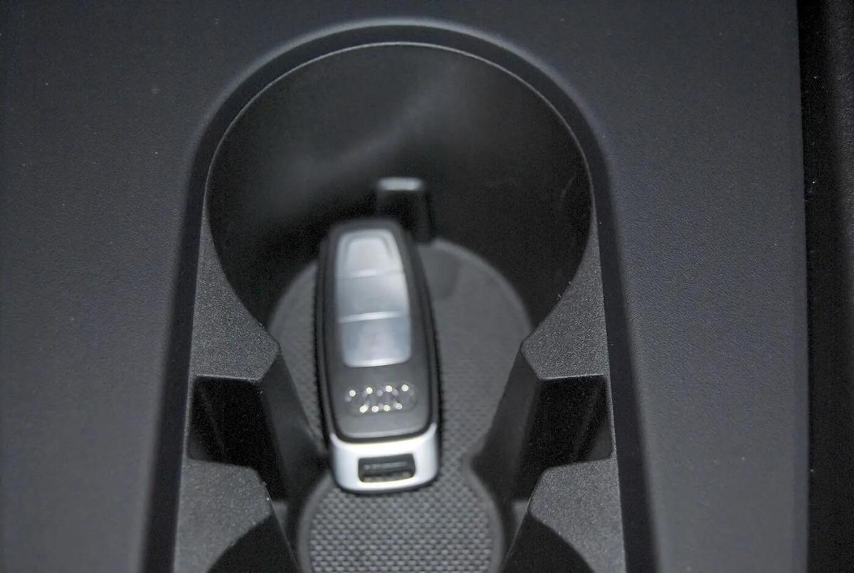 audi-q4-e-tron-2024-eletrico-0cc