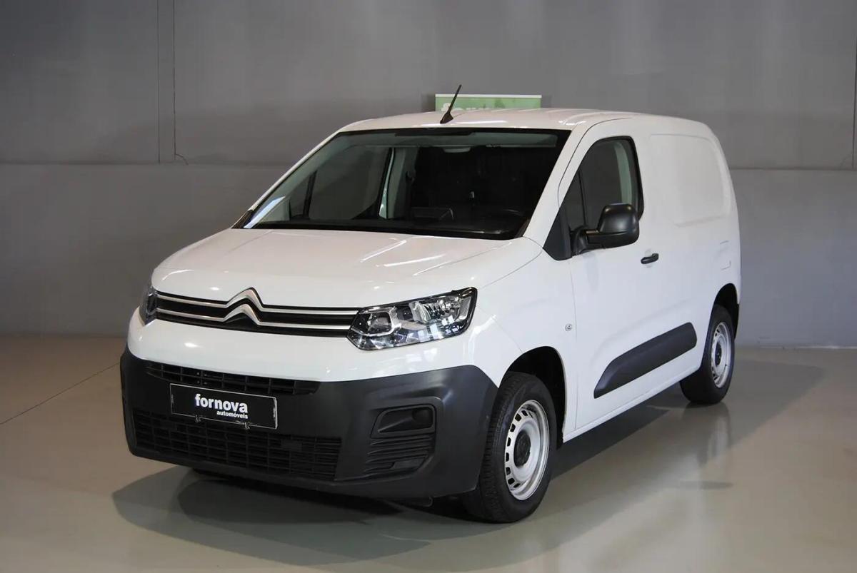 citroen-berlingo-2023-diesel-1499cc