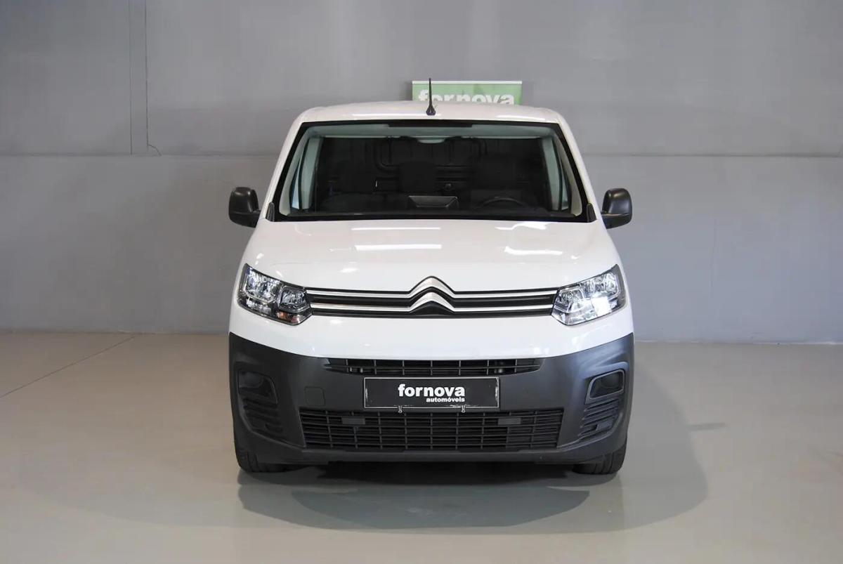 citroen-berlingo-2023-diesel-1499cc