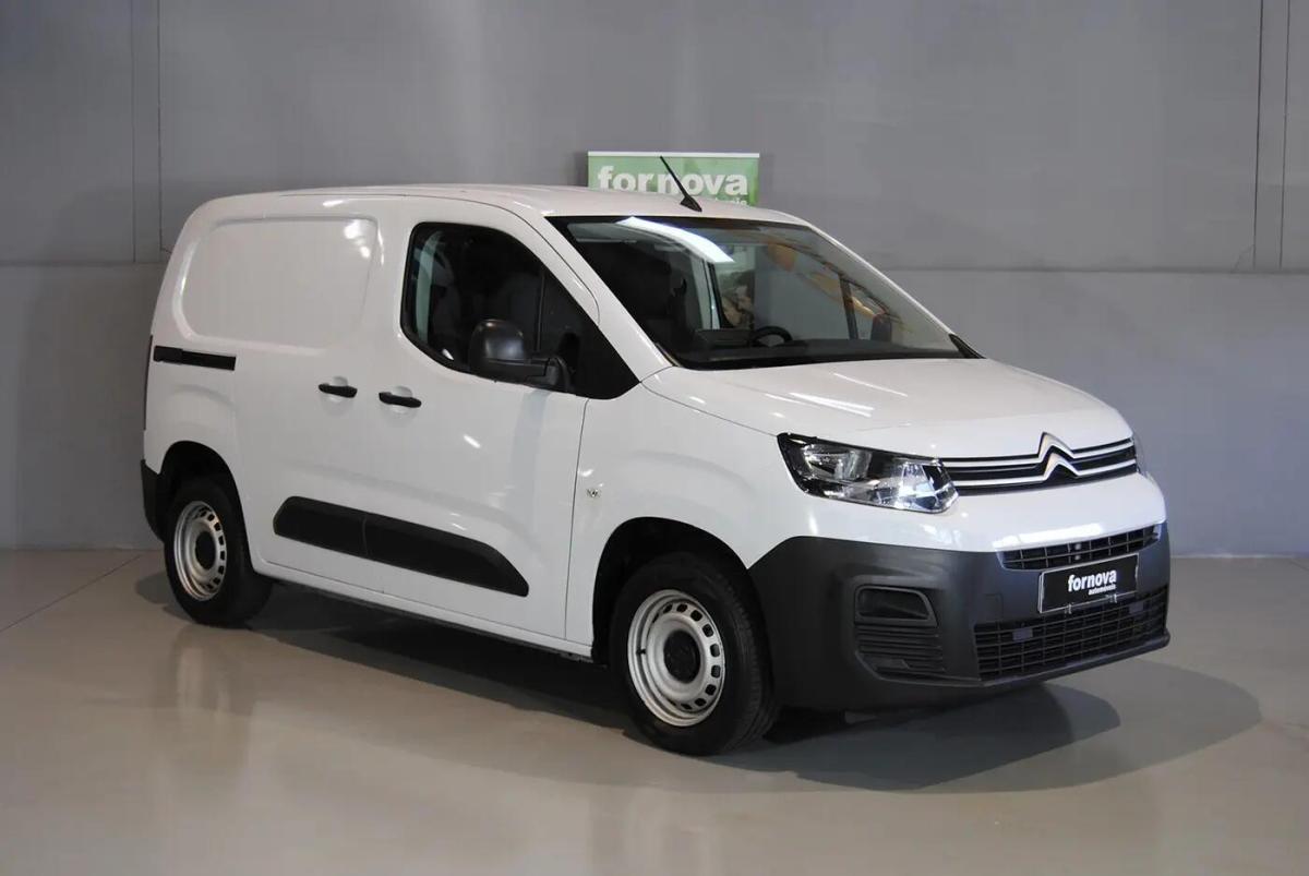 citroen-berlingo-2023-diesel-1499cc
