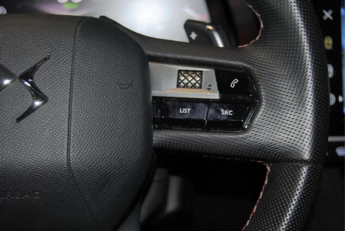 ds-ds-7-2023-hibrido-a-gasolina-1598cc