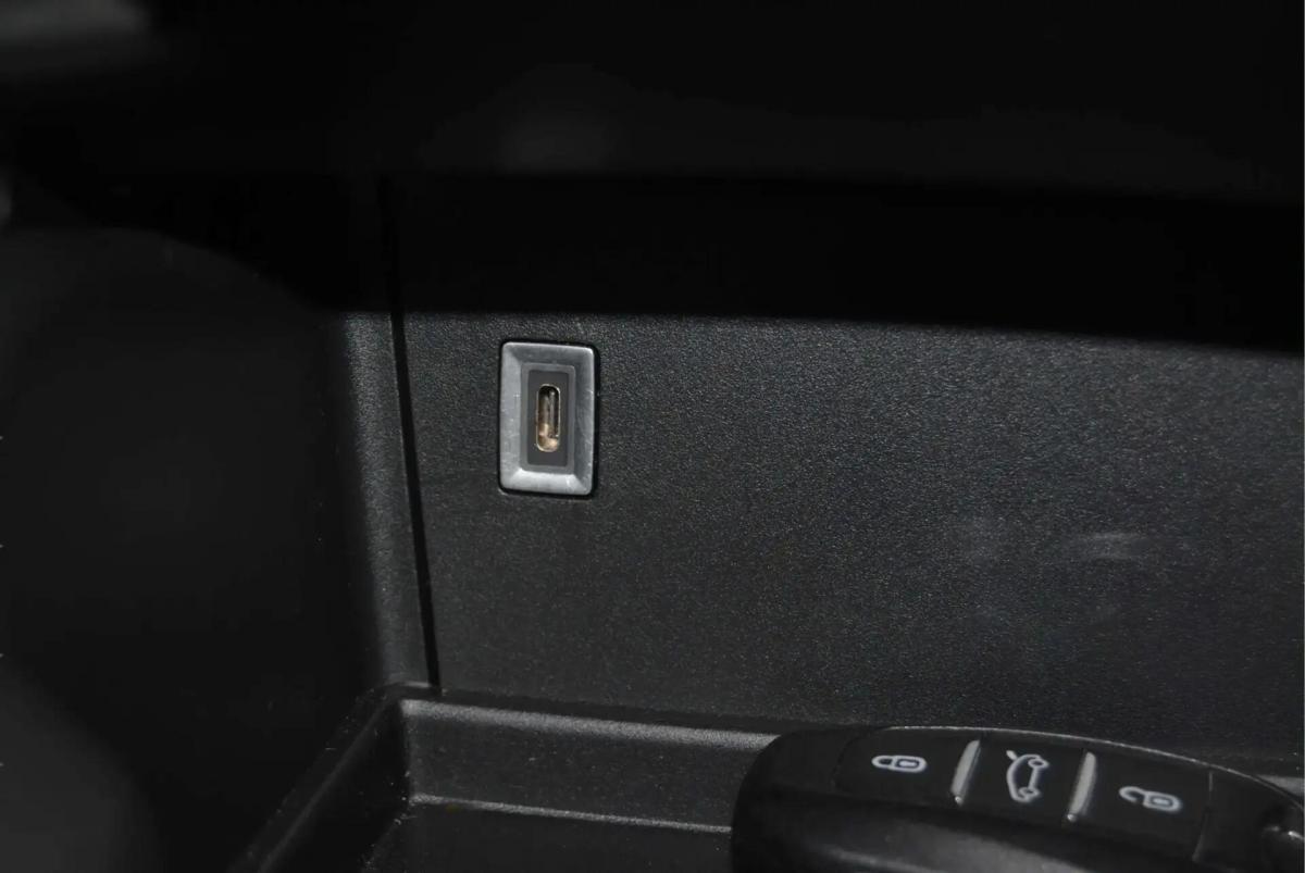 ds-ds-7-2023-hibrido-a-gasolina-1598cc