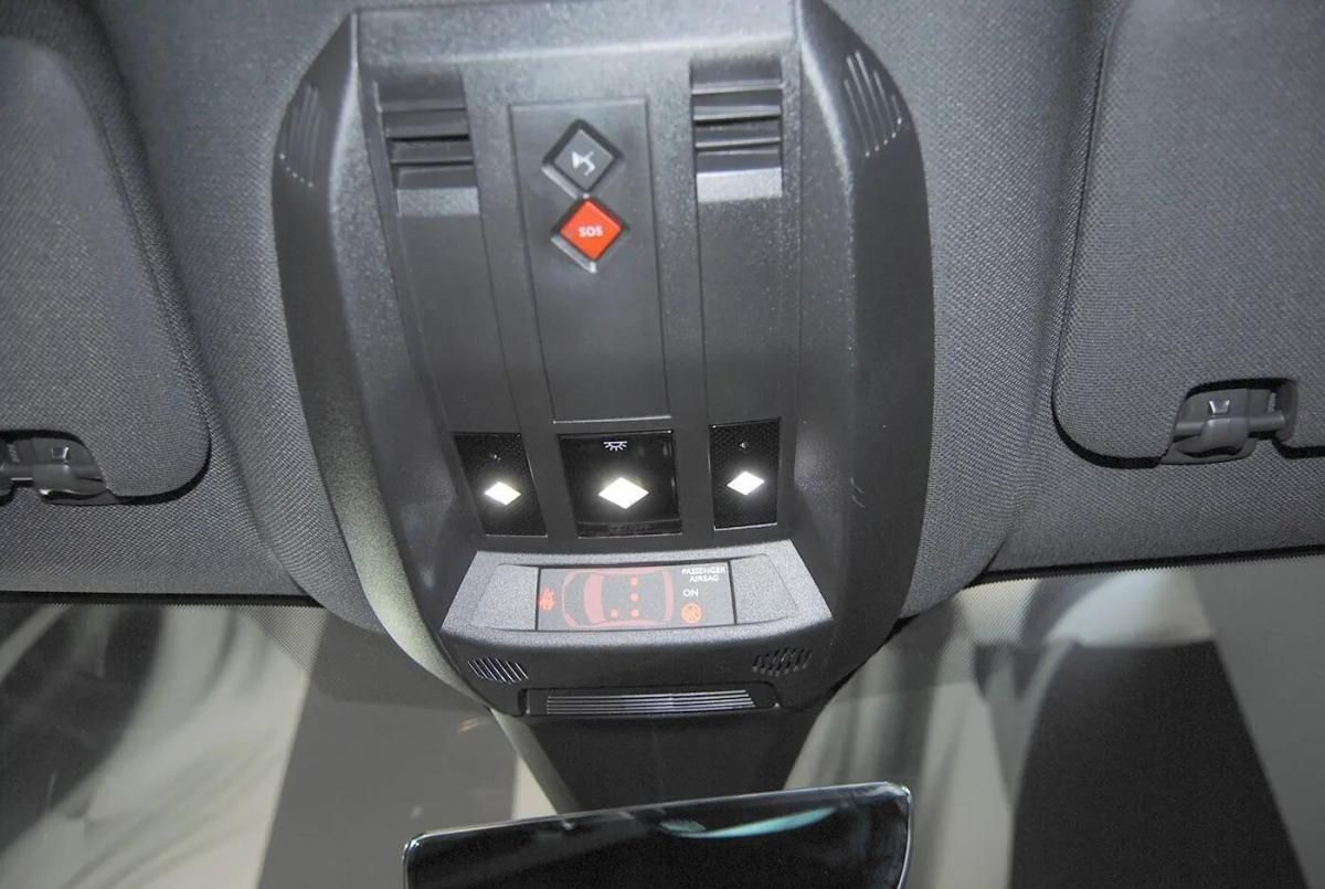 ds-ds-7-2023-hibrido-a-gasolina-1598cc