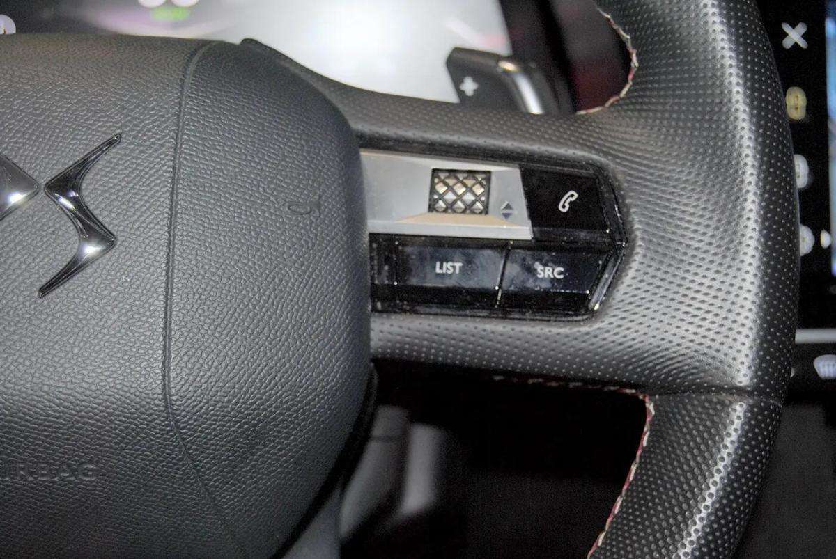 ds-ds-7-2023-hibrido-a-gasolina-1598cc