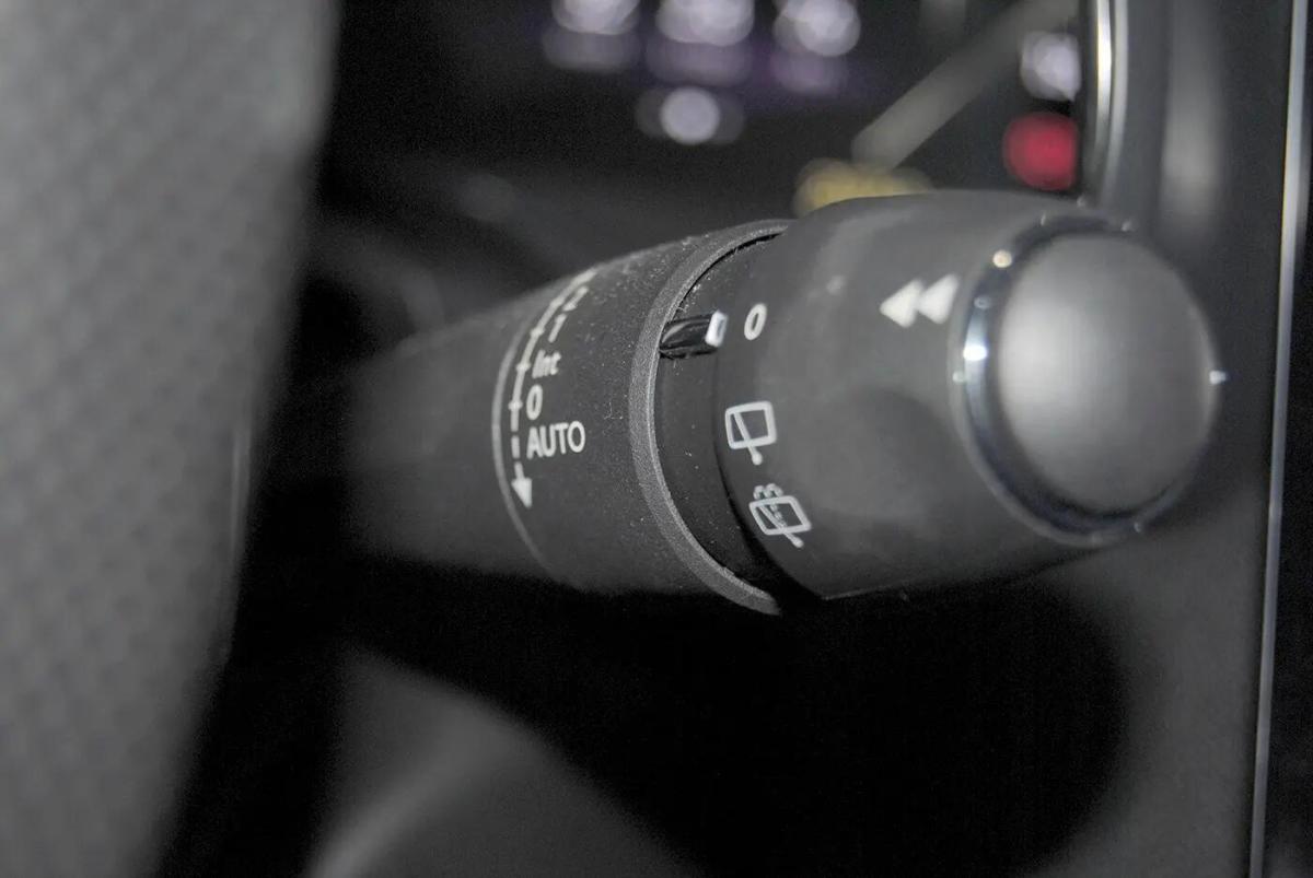 ds-ds-7-2023-hibrido-a-gasolina-1598cc