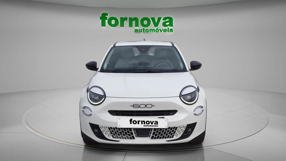 fiat-600-2024-hibrido-a-gasolina-1199cc
