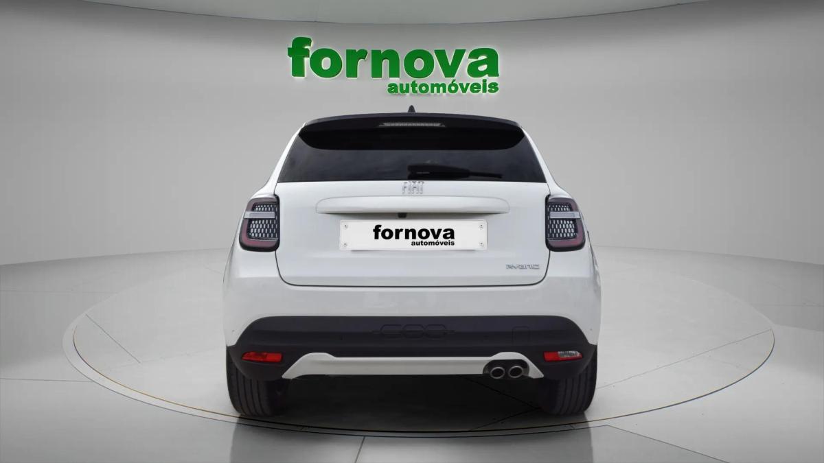 fiat-600-2024-hibrido-a-gasolina-1199cc