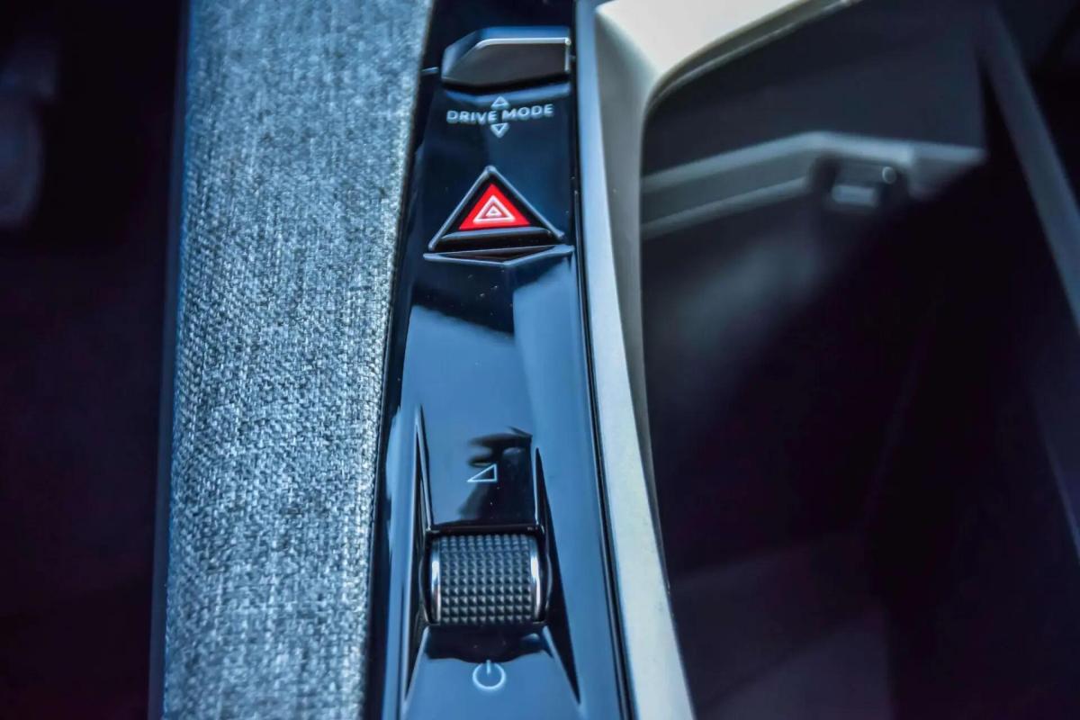 peugeot-3008-2025-hibrido-a-gasolina-1199cc