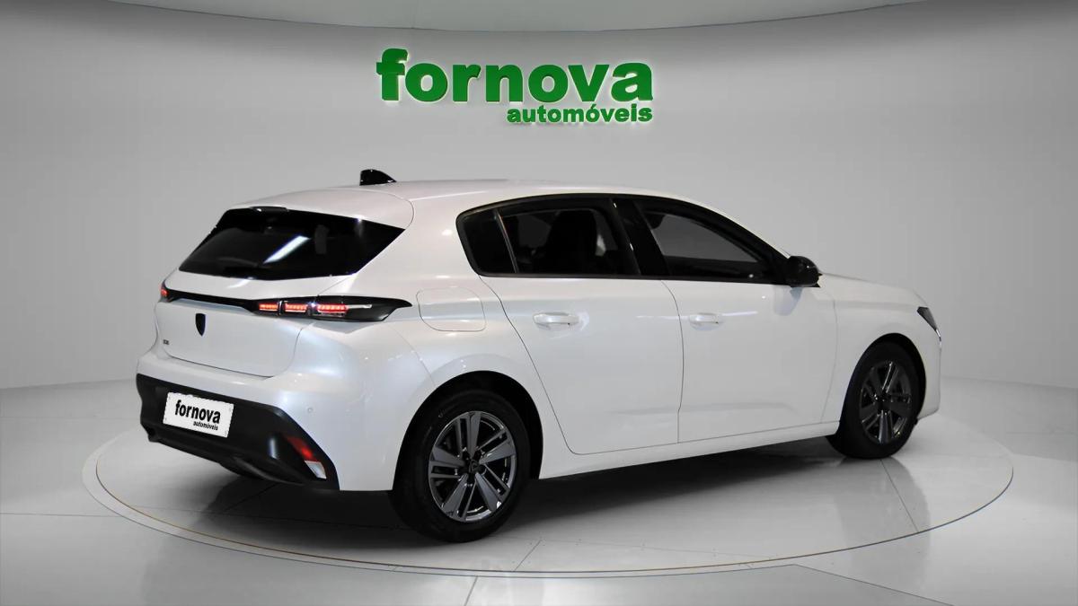 peugeot-308-2022-diesel-1499cc