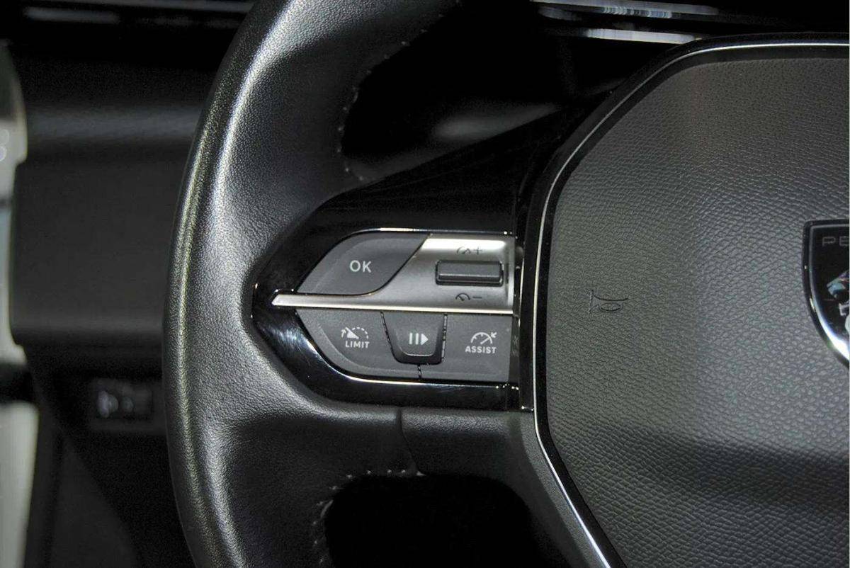 peugeot-308-2022-diesel-1499cc
