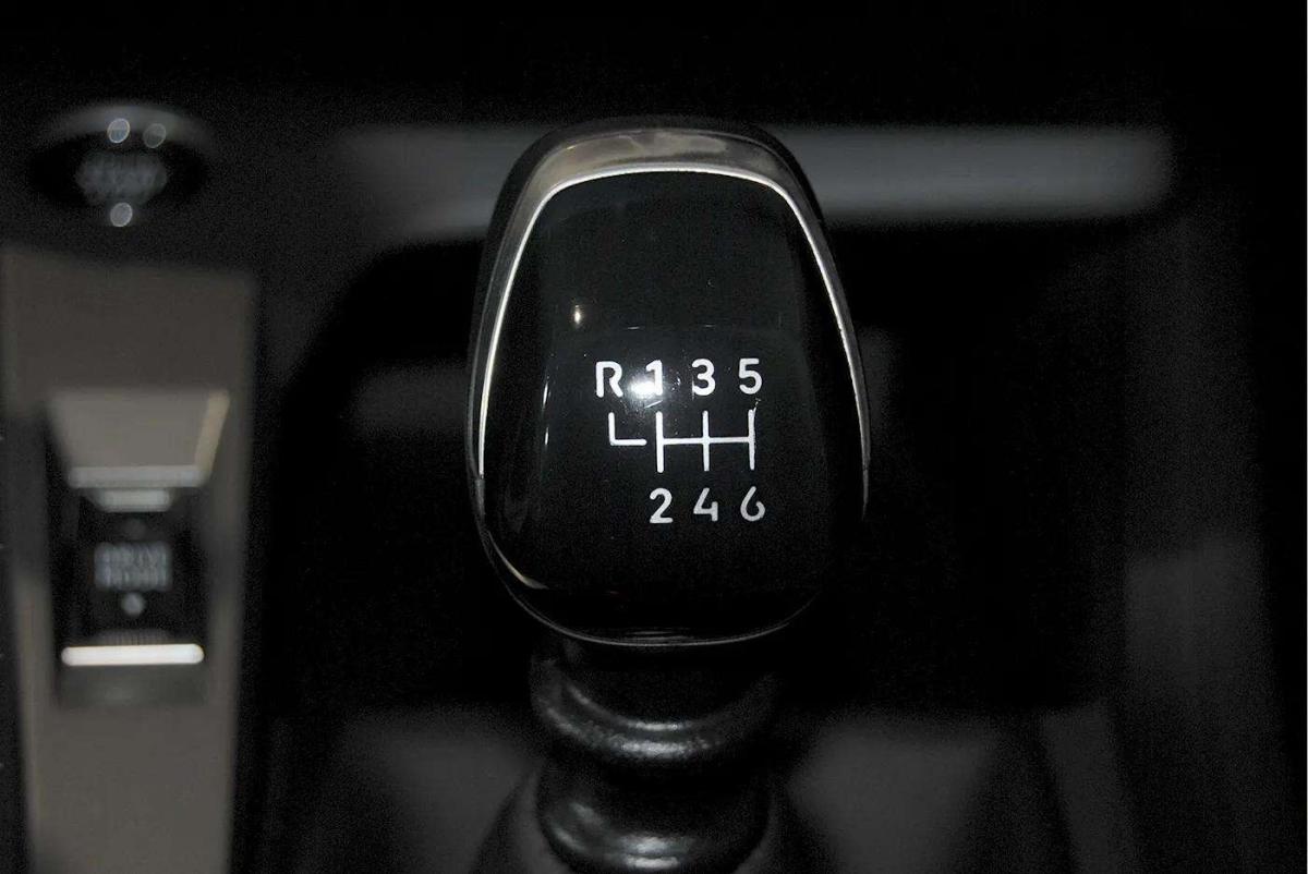 peugeot-308-2022-diesel-1499cc
