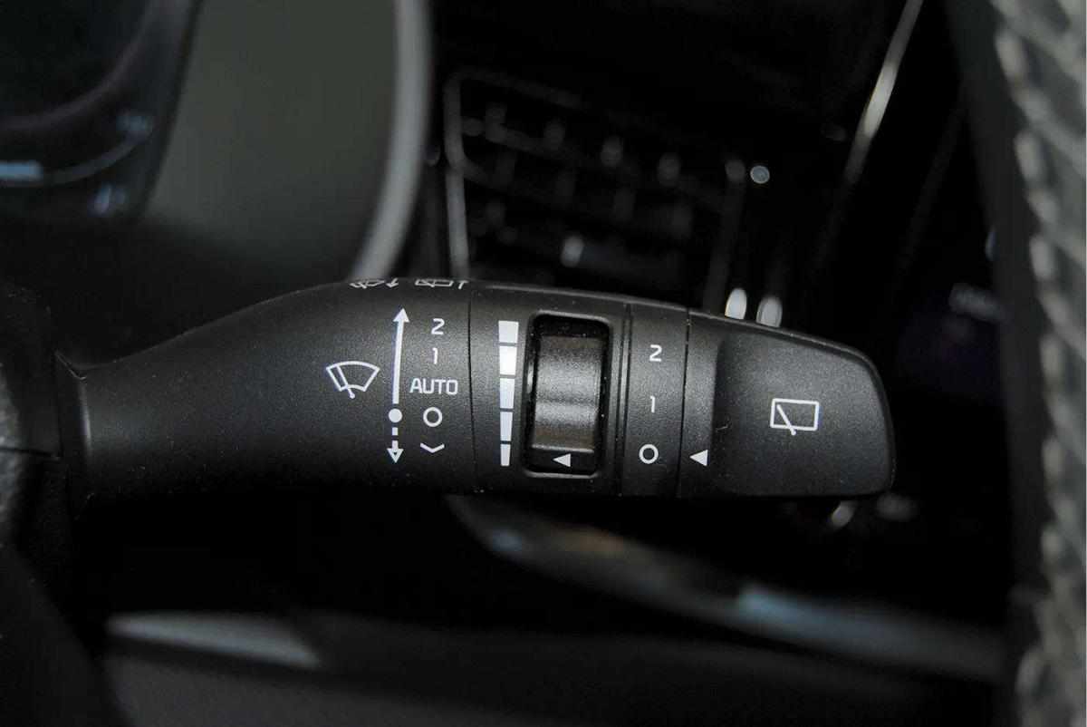 kia-stonic-2025-gasolina-998cc