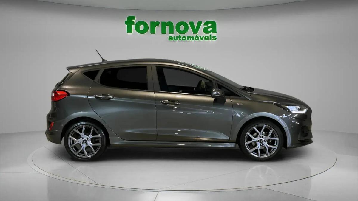 ford-fiesta-2023-gasolina-998cc