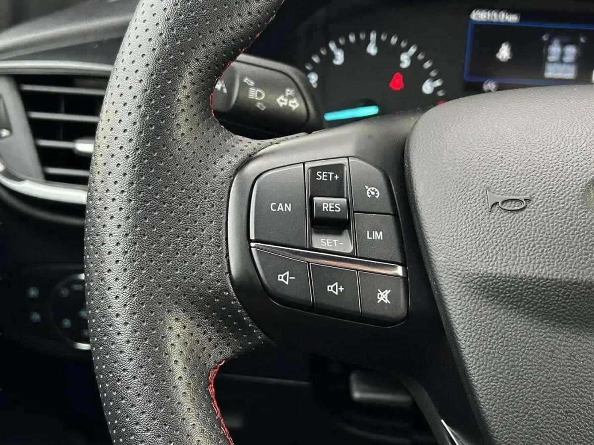 ford-fiesta-2023-gasolina-998cc