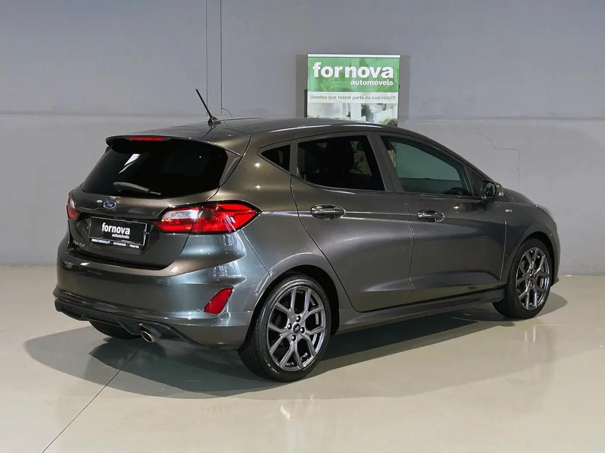 ford-fiesta-2023-gasolina-998cc