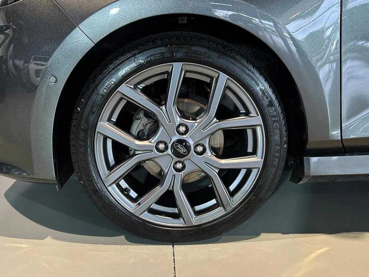 ford-fiesta-2023-gasolina-998cc
