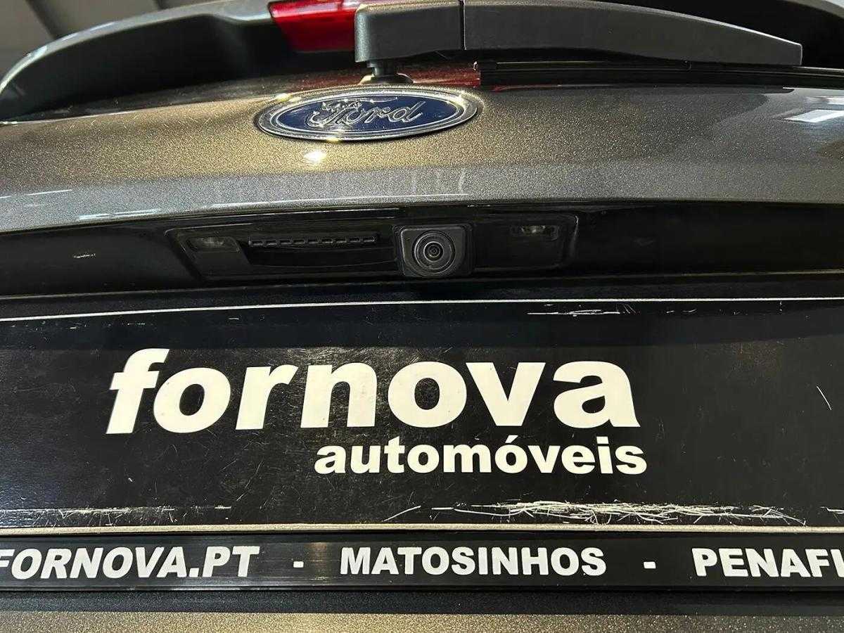 ford-fiesta-2023-gasolina-998cc