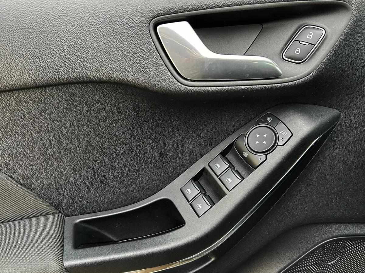 ford-fiesta-2023-gasolina-998cc