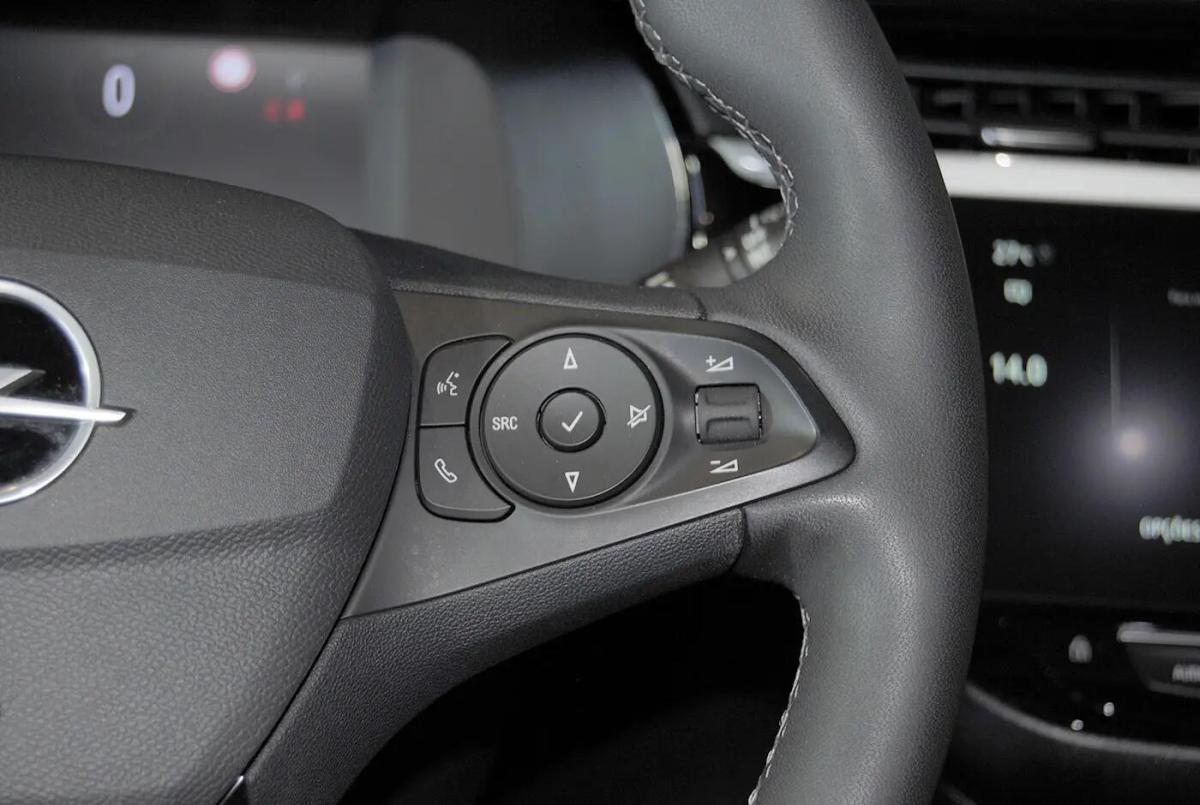 opel-corsa-e-2024-eletrico-0cc