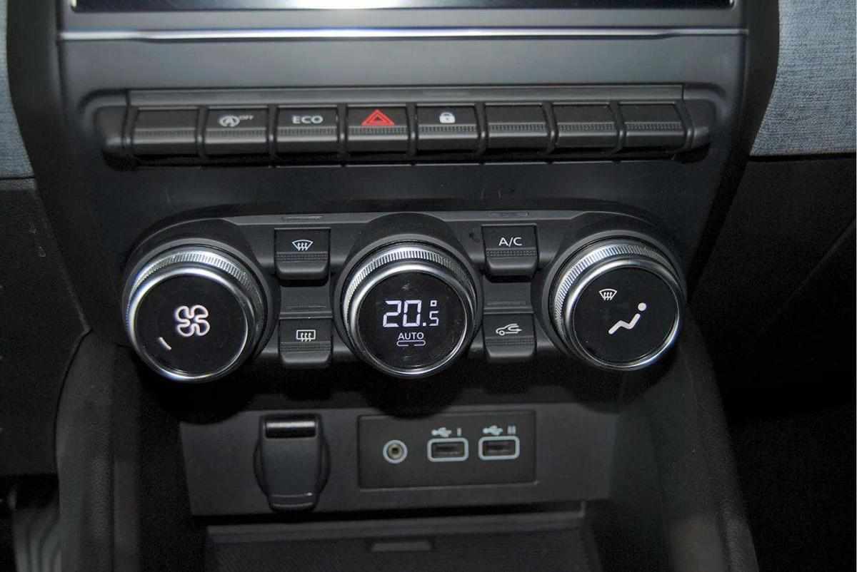 mitsubishi-colt-2024-gasolina-999cc