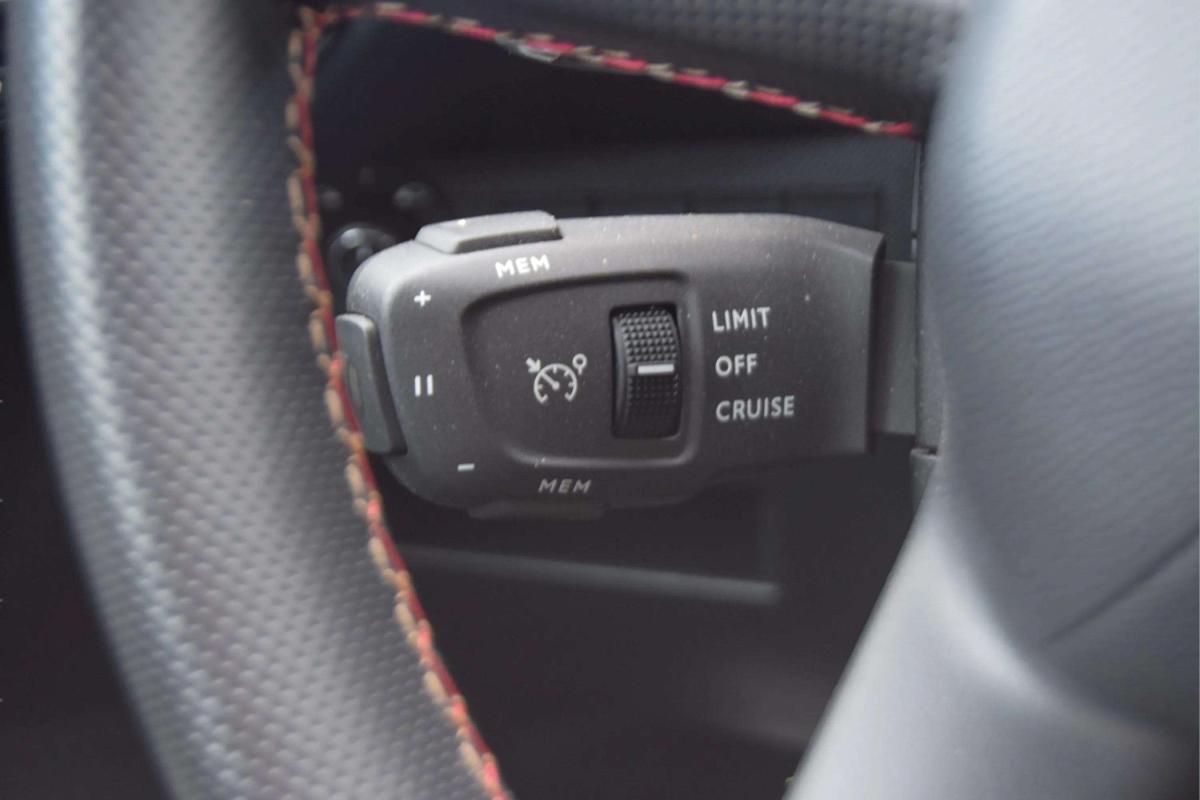ds-ds-7-2023-hibrido-a-gasolina-1598cc