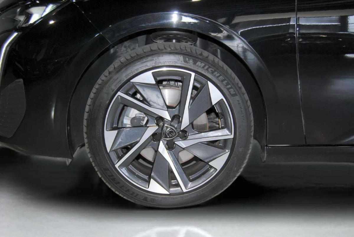 peugeot-308-sw-2024-diesel-1499cc