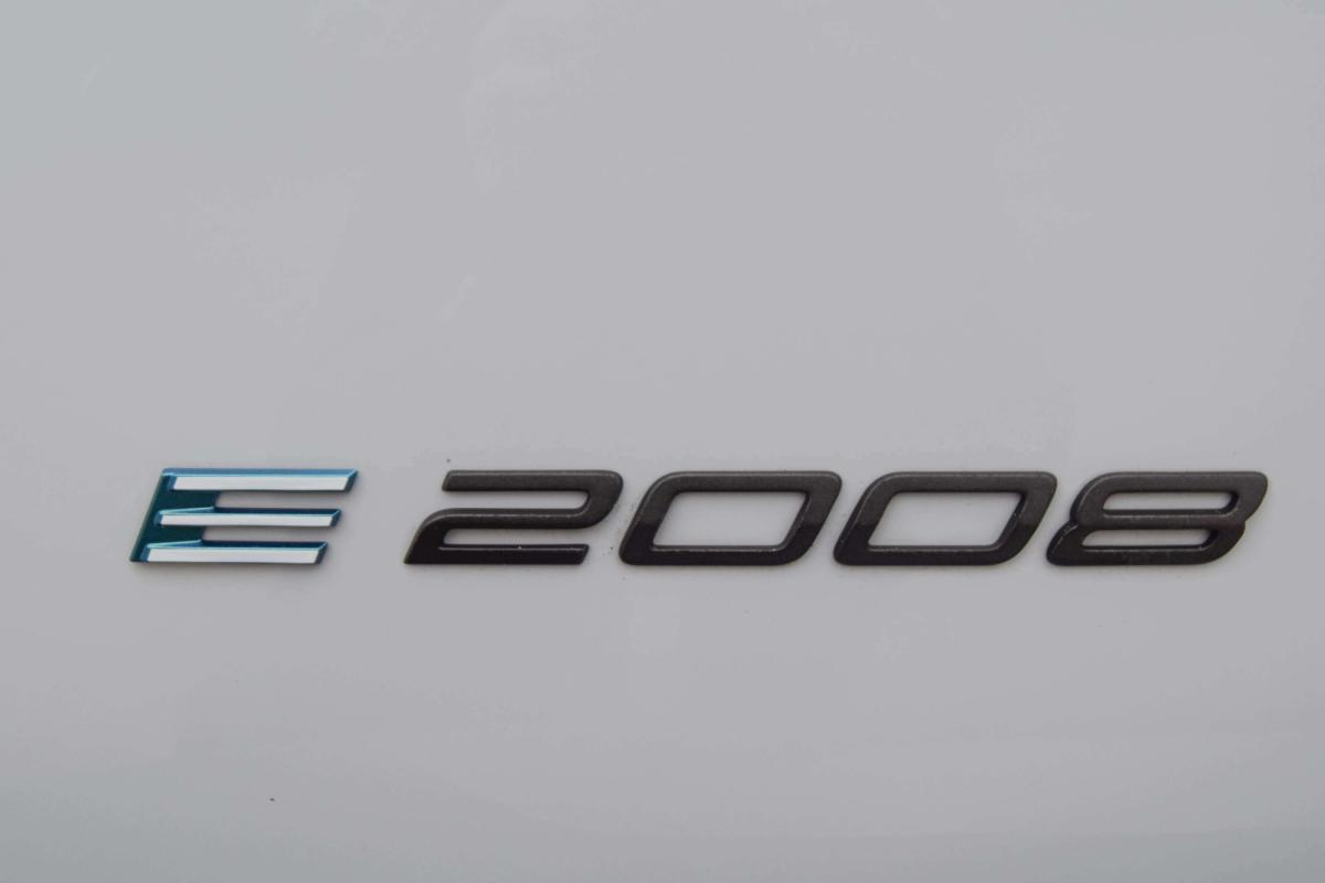 peugeot-2008-2024-eletrico-0cc