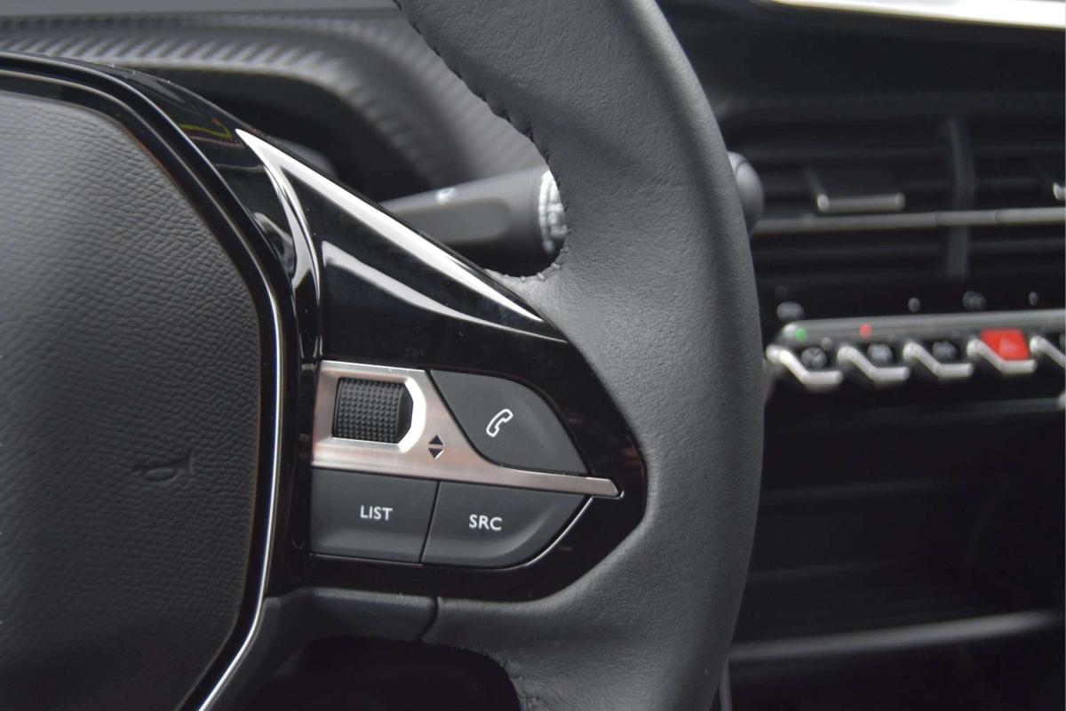 peugeot-2008-2024-eletrico-0cc