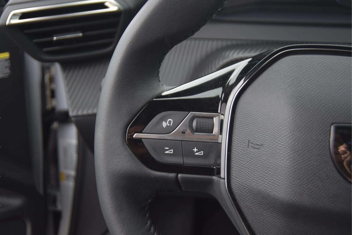 peugeot-2008-2024-eletrico-0cc