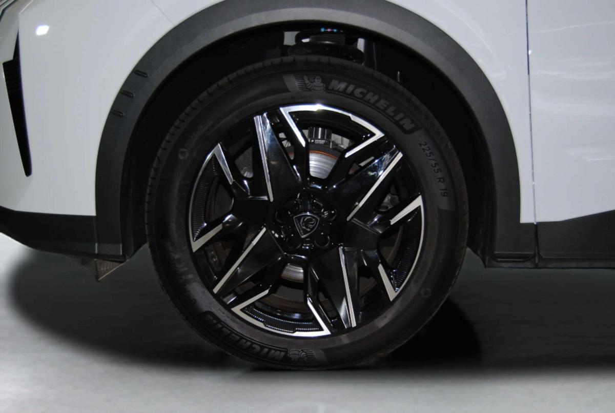 peugeot-3008-2025-hibrido-a-gasolina-1199cc