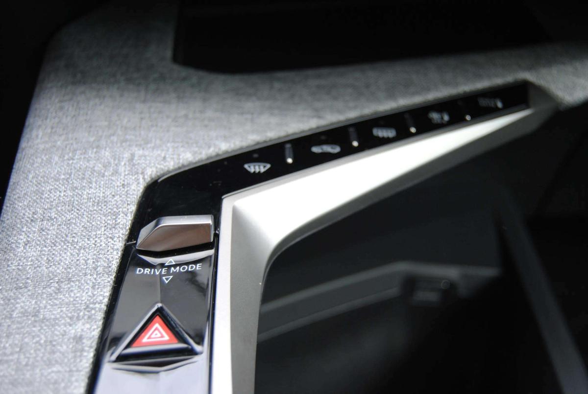 peugeot-3008-2025-hibrido-a-gasolina-1199cc