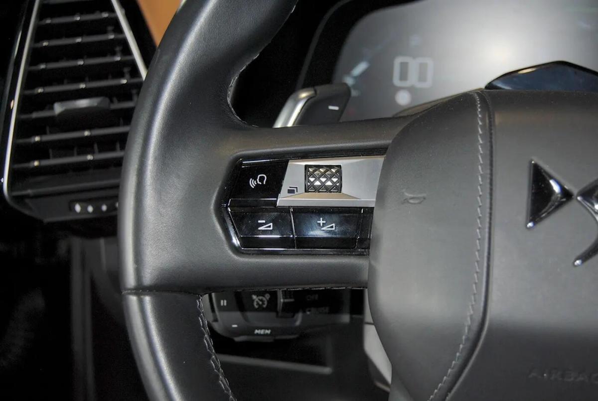 ds-ds-7-crossback-2021-hibrido-a-gasolina-1598cc