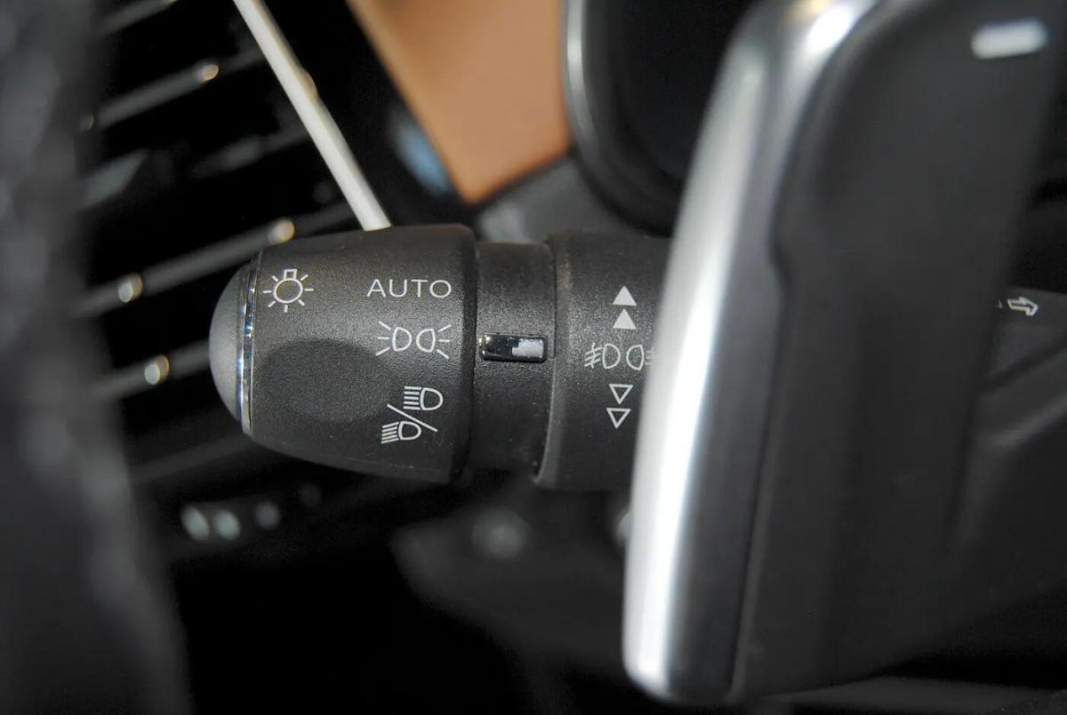 ds-ds-7-crossback-2021-hibrido-a-gasolina-1598cc