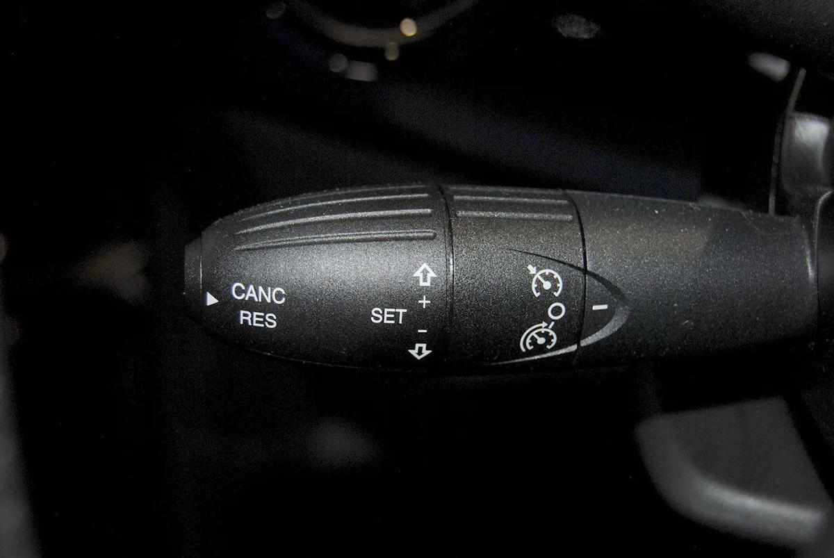 fiat-500c-2023-hibrido-a-gasolina-999cc