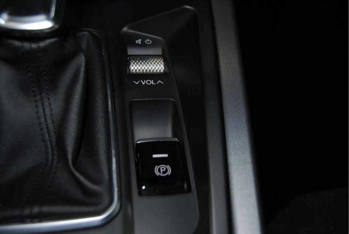 alfa-romeo-tonale-2023-hibrido-a-gasolina-1332cc