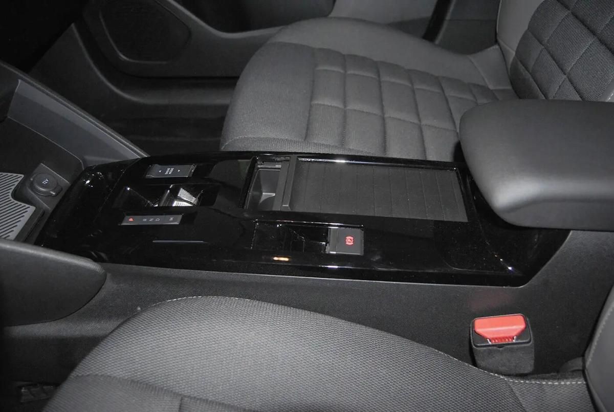 citroen-c4-2025-gasolina-1199cc