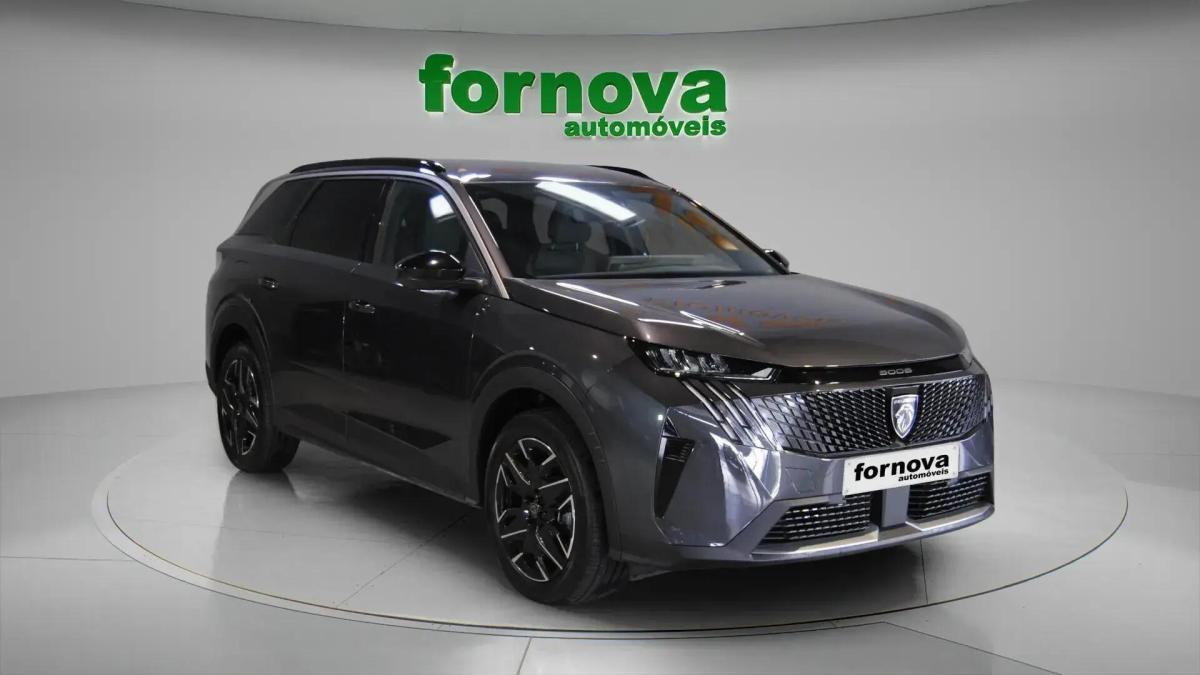 peugeot-5008-2025-hibrido-a-gasolina-1199cc