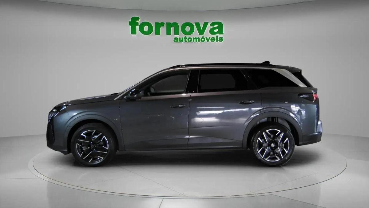 peugeot-5008-2025-hibrido-a-gasolina-1199cc