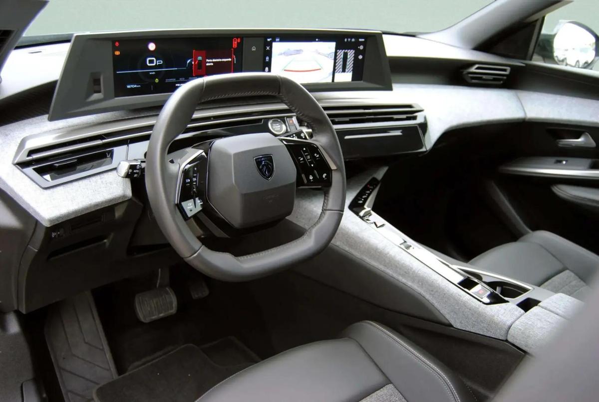 peugeot-5008-2025-hibrido-a-gasolina-1199cc