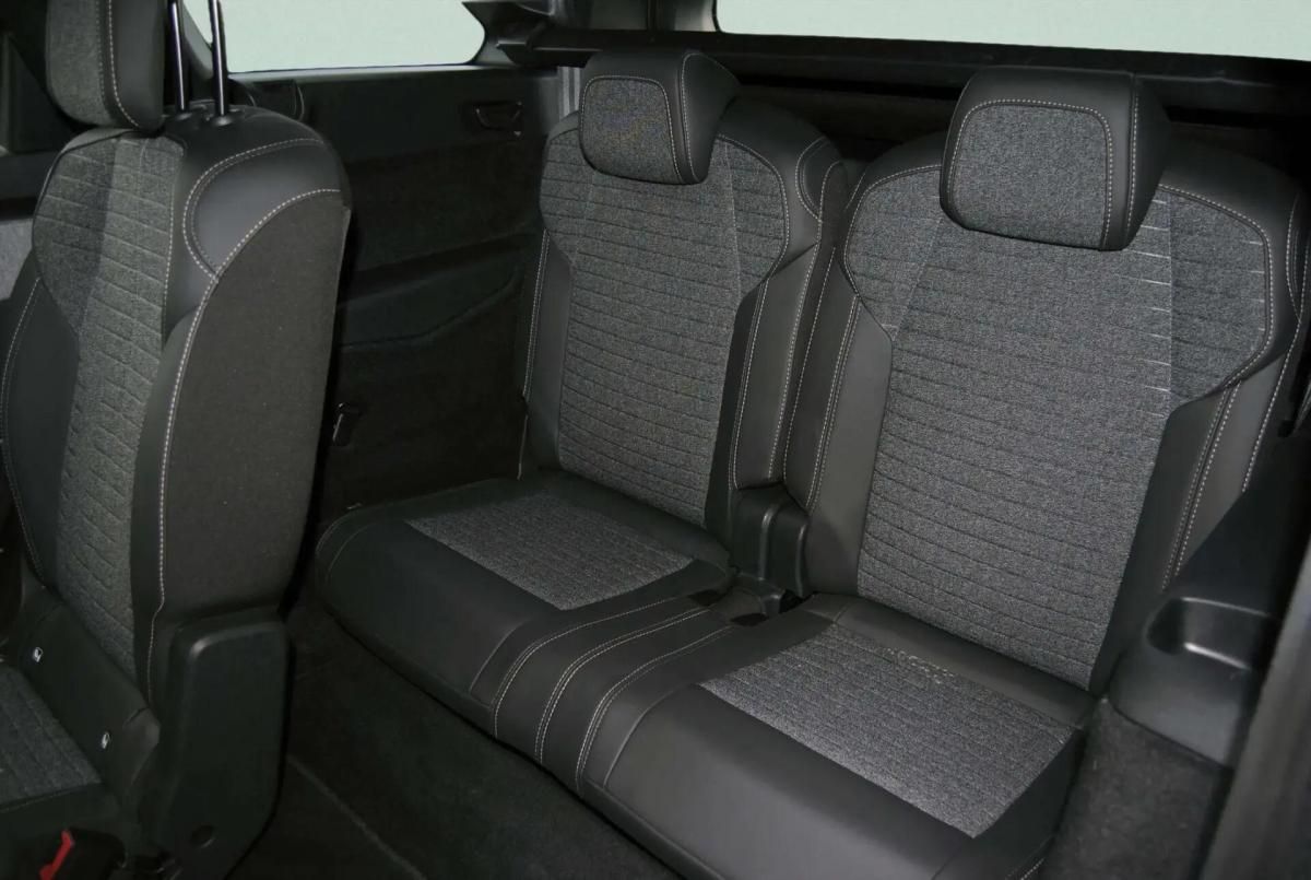peugeot-5008-2025-hibrido-a-gasolina-1199cc