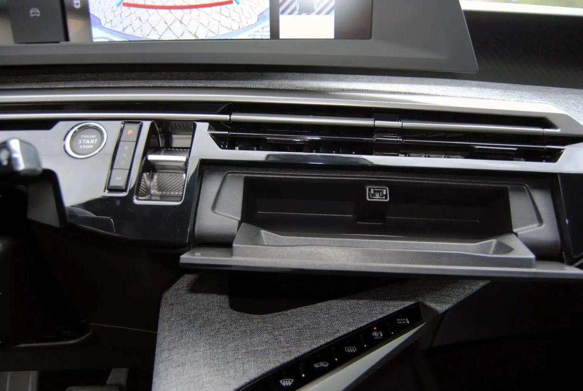 peugeot-5008-2025-hibrido-a-gasolina-1199cc