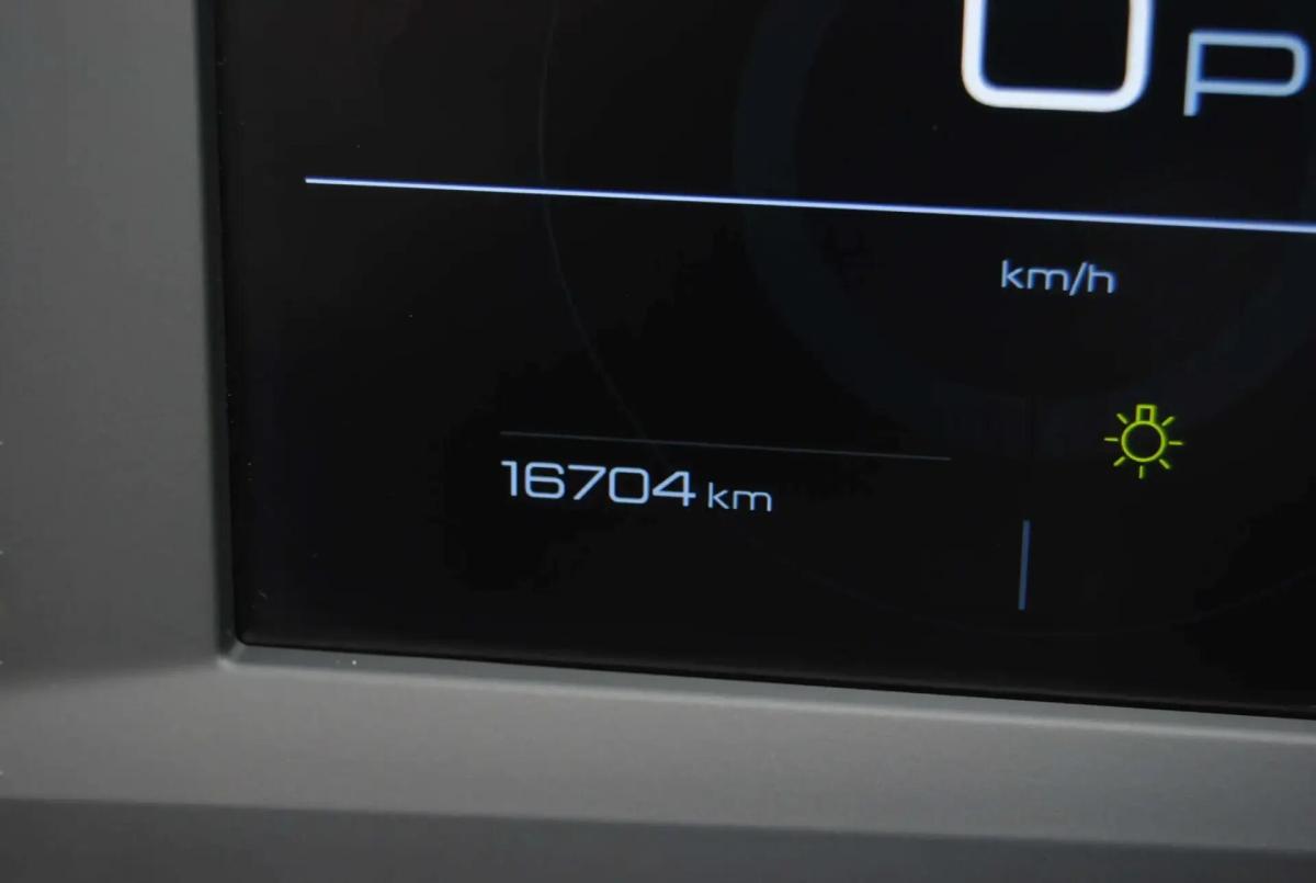 peugeot-5008-2025-hibrido-a-gasolina-1199cc