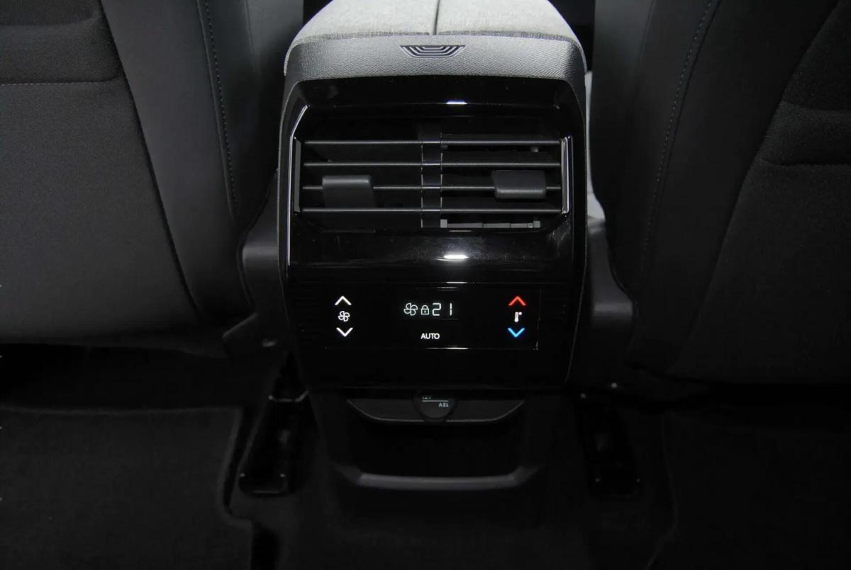 peugeot-5008-2025-hibrido-a-gasolina-1199cc