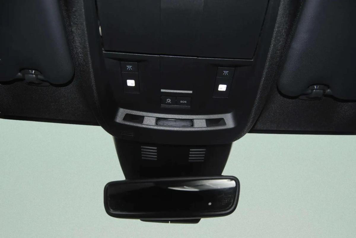 peugeot-5008-2025-hibrido-a-gasolina-1199cc