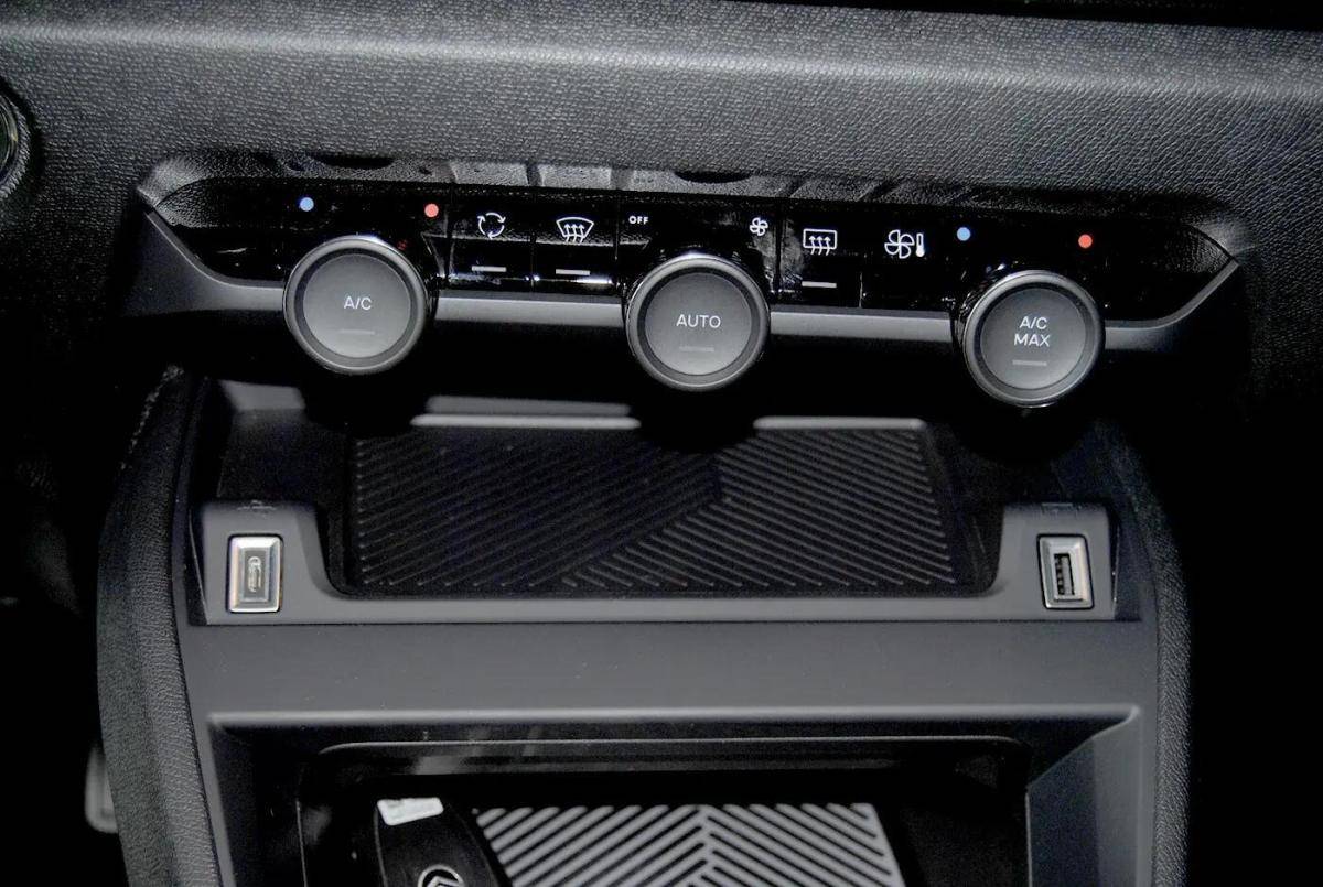 citroen-c4-2025-gasolina-1199cc