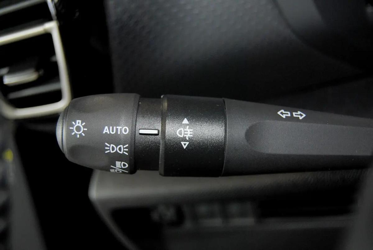 citroen-c4-2025-gasolina-1199cc