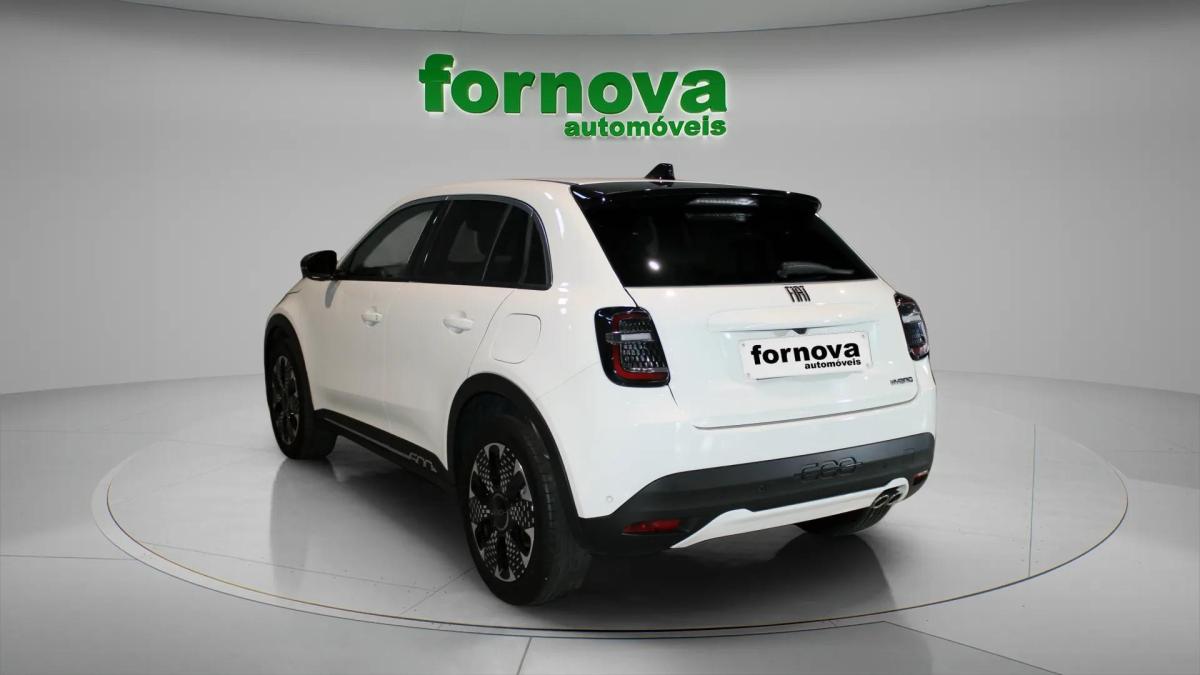 fiat-600-2024-hibrido-a-gasolina-1199cc