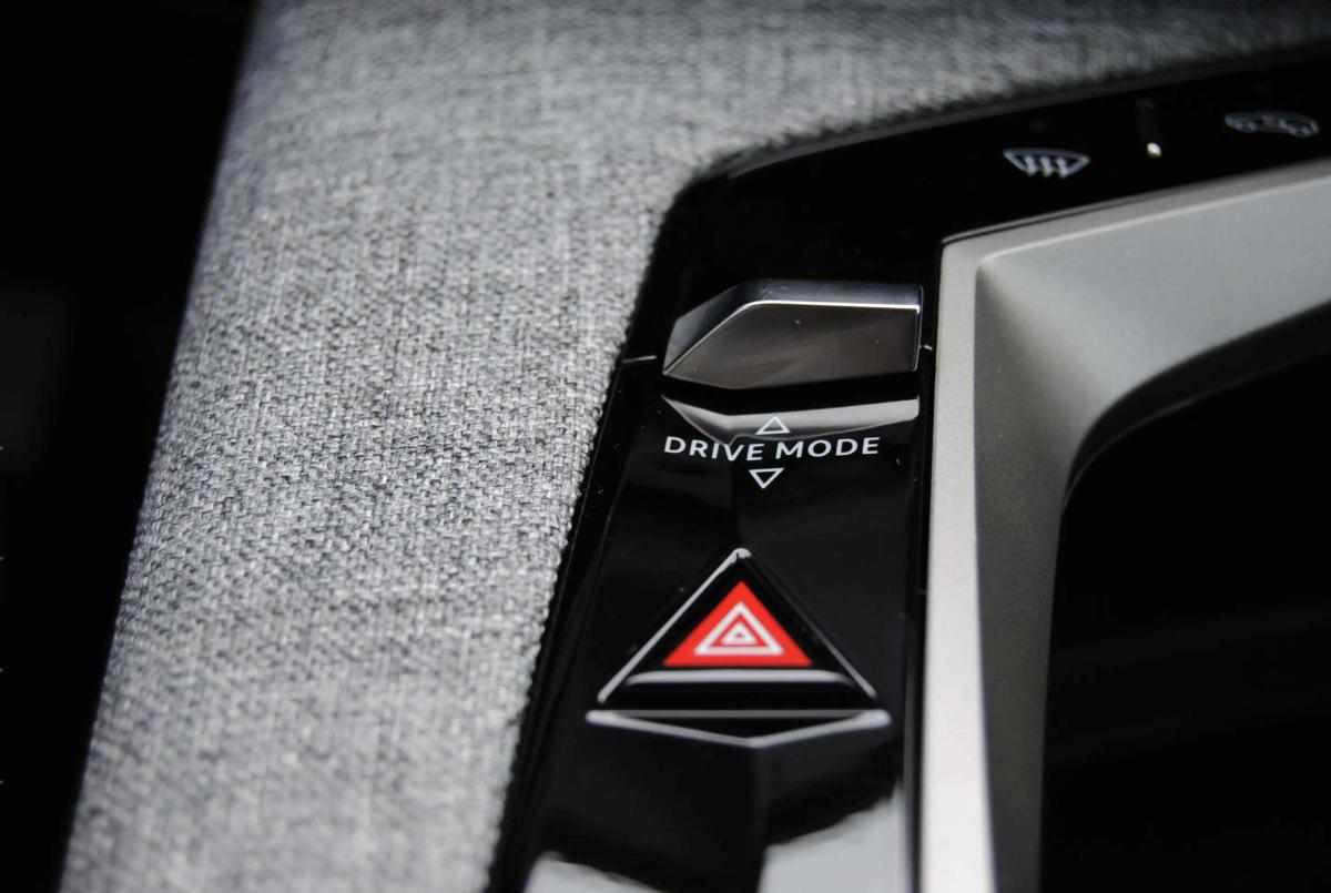 peugeot-5008-2025-hibrido-a-gasolina-1199cc